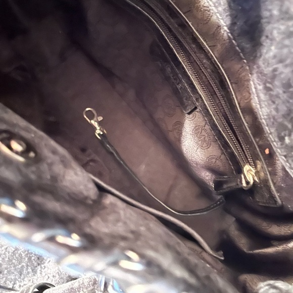 Michael Kors Black quilted Hamilton grommet tote silver hardware - Picture 6 of 8